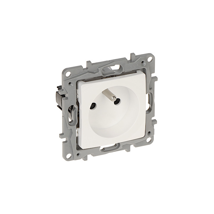 LEGRAND LE-664536 Niloe sienas kontaktligzda 16A