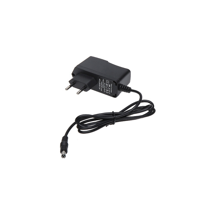 Barošanas bloks 5V 2A 10W ar 5.5mm x 2.1mm DC spraudni