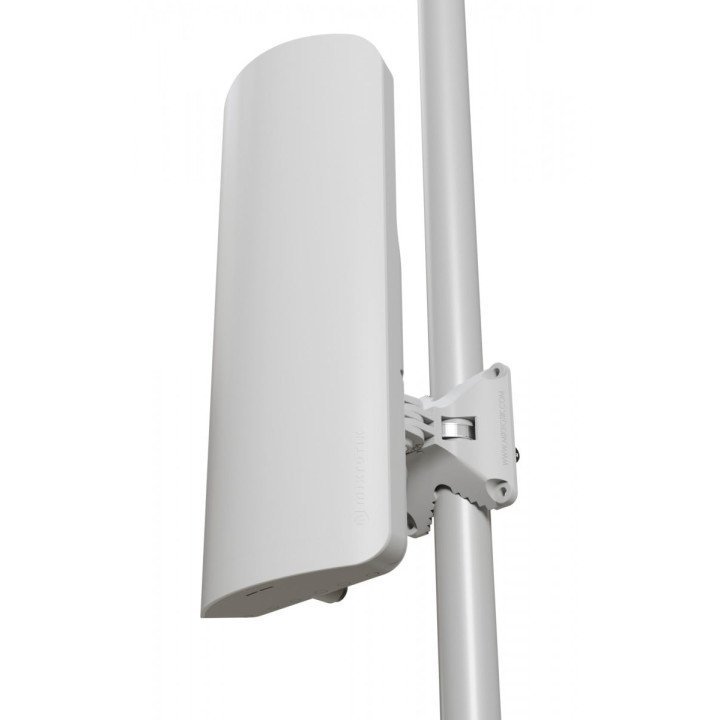 MikroTik L22UGS-5HaxD2HaxD-15S уличный Wi-Fi 6 роутер