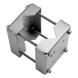 AXIS 01570-001 Kameras stiprinājums - 200 kg ietilpība
