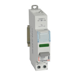 Legrand CX3 poga N/O ar zaļu LED 100–400V