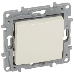 Legrand Niloe divvirzienu pārslēdzis IP44