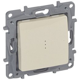 Legrand Niloe переключатель 10AX кремовый