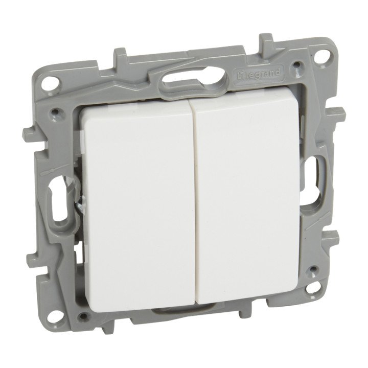 Legrand Niloe выключатель 2-местный 10A белый