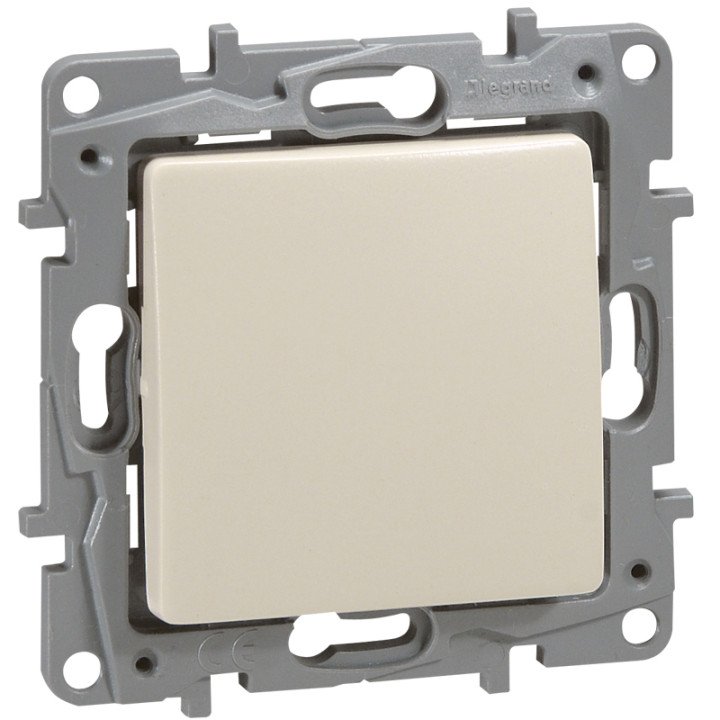 Legrand Niloe переключатель 10A слоновая кость